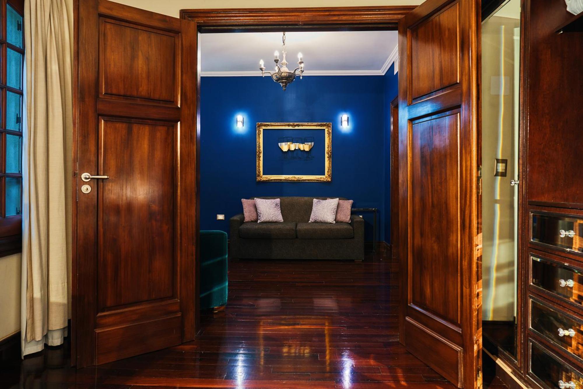 Miravida Soho & Wine Bar 3*